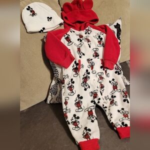 5/$15 Disney Mickey Mouse One Piece + Hat
